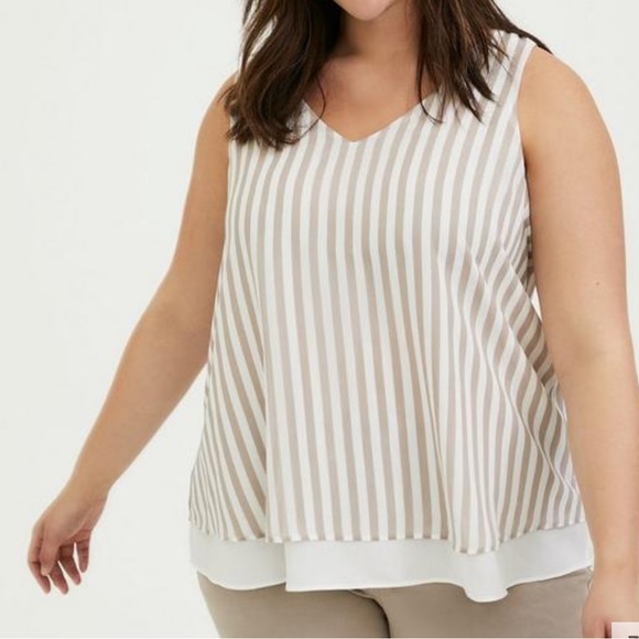 Torrid size 0, EUC  GEORGETTE DOUBLE LAYER SWING TANK - Picture 3 of 5